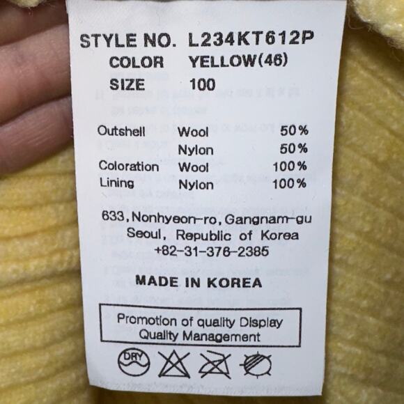 LPGA Yellow Wool Blend Sponsored Golf Pullover Sweater Size Medium - Picture 7 of 16